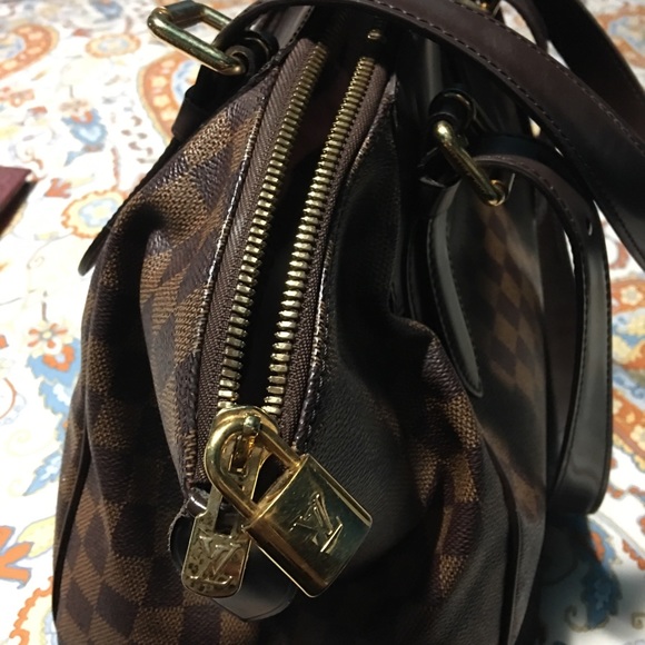Louie Vuitton handbag - Picture 5 of 7